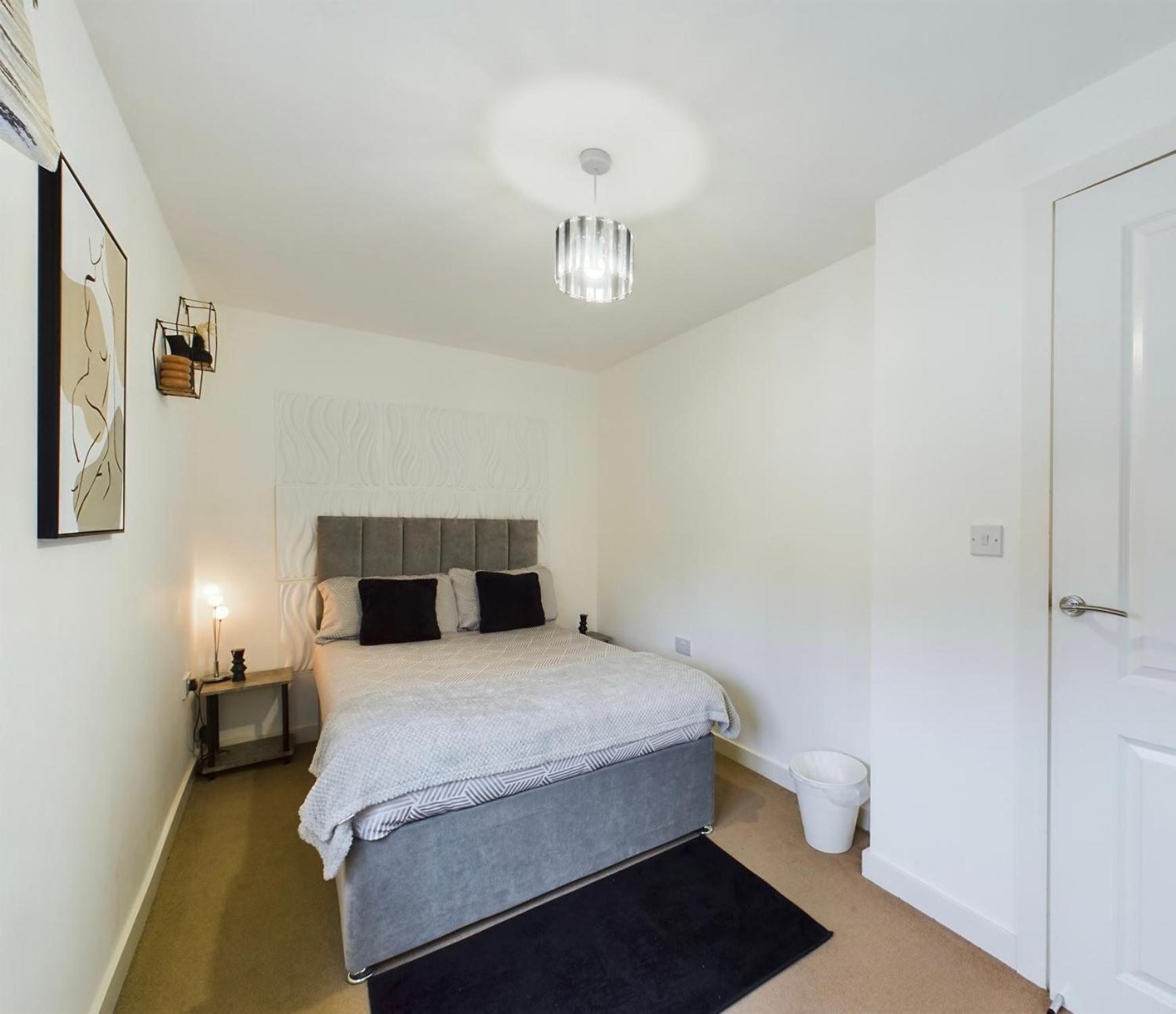 Modern 2 Bed City Apartment With Private Parking Swansea Esterno foto